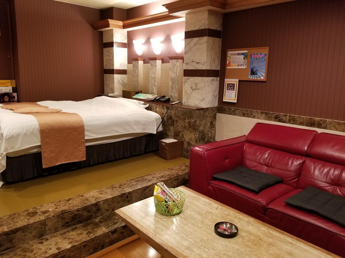 Hotel Mirano (Adults Only) Utsunomiya Buitenkant foto